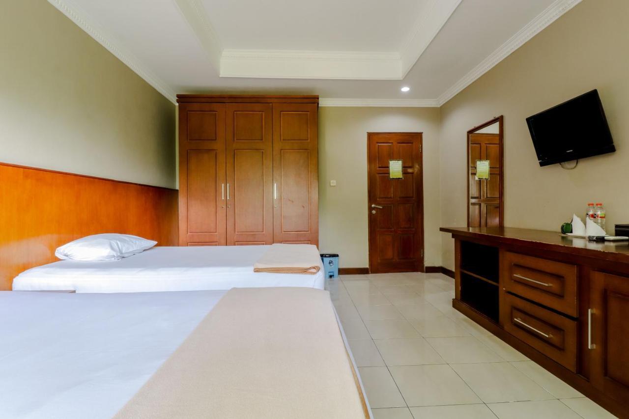 Pan Family Syariah Hotel Yogyakarta Kültér fotó